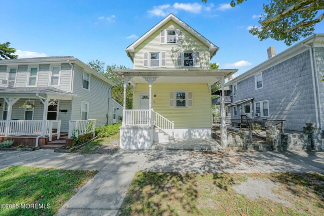 Building Photo - 153 Buffalo Ave