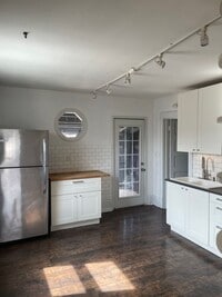 Building Photo - NE Duplex For Rent