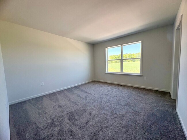 Building Photo - 59 N Conifer Dr