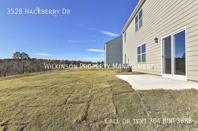 Building Photo - 3528 Hackberry Dr