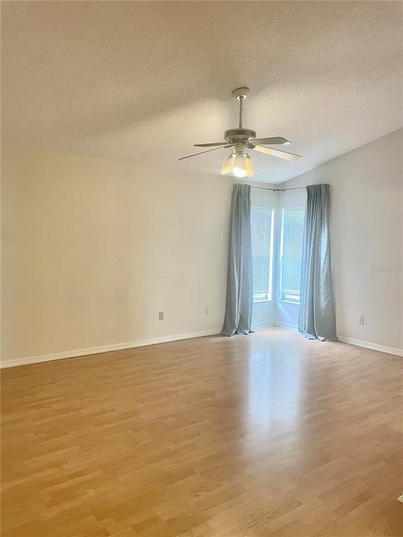 Building Photo - 521 Lexingdale Dr