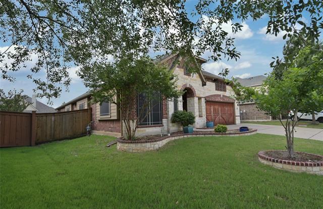 Building Photo - 3207 Pampa