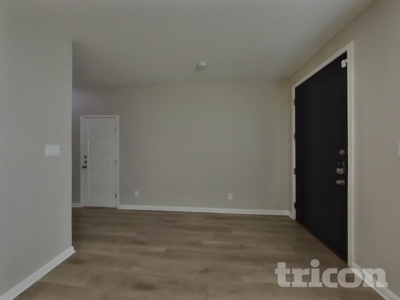 Building Photo - 3119 Gilbert Garden