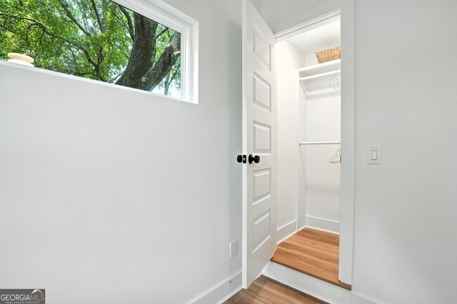 Building Photo - 1597 Glenwood Ave SE