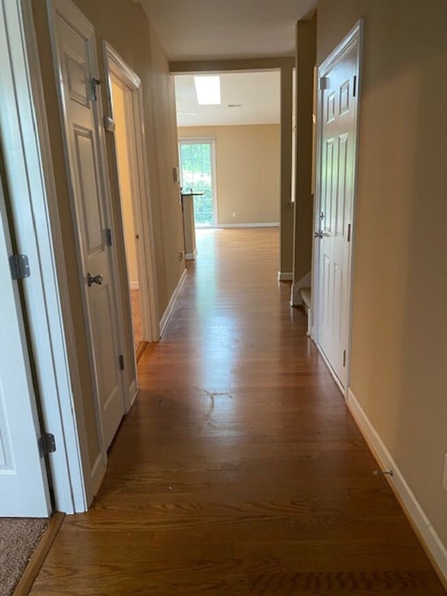 Building Photo - Carleton Town Homes