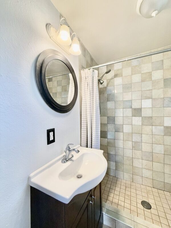 Building Photo - 909 W Fribley St