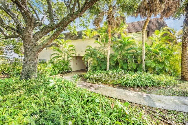 Building Photo - 9107 SW 137th Ter