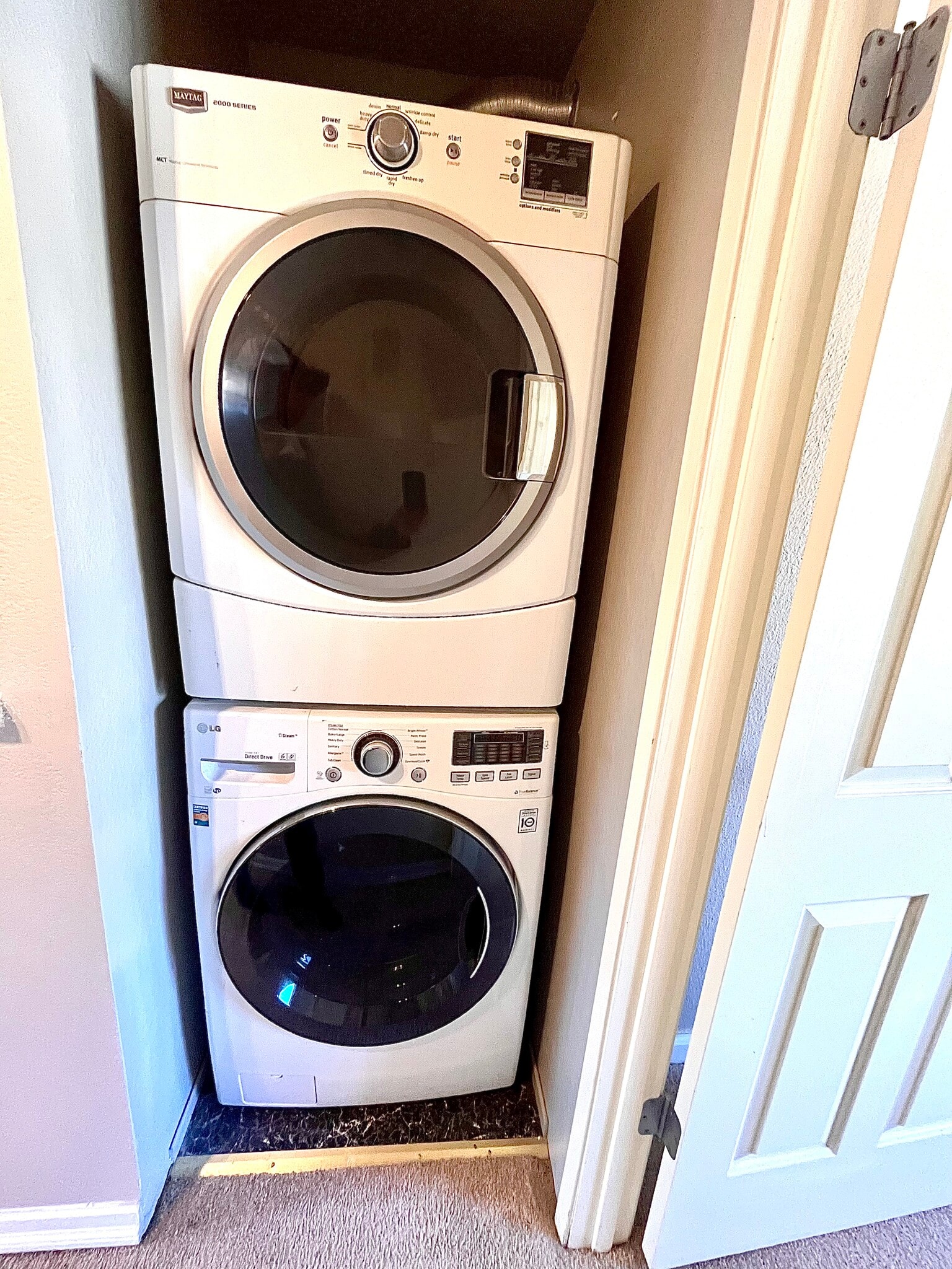 Building Photo - 2625 Oak Rd