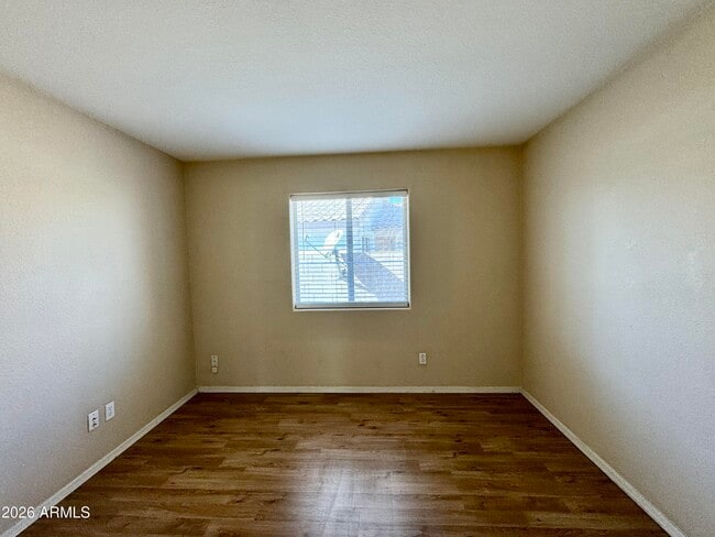 Building Photo - 1851 E Countrywalk Ln