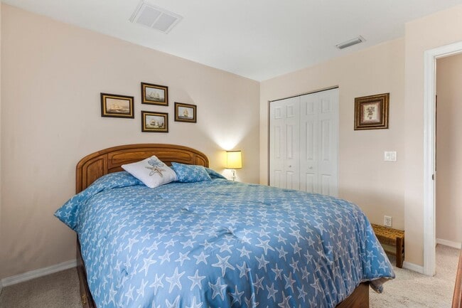 Building Photo - $1,795/month ** Furnished * Annual / Short Term * 3 bed / 2 Bath * Single Family * North Port