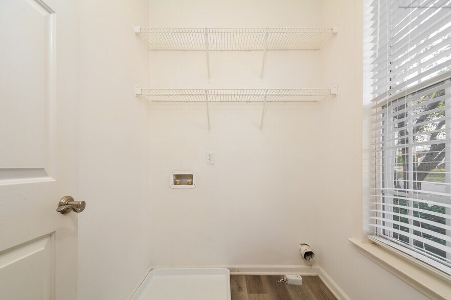 Building Photo - 2348 Sapphire Valley Dr