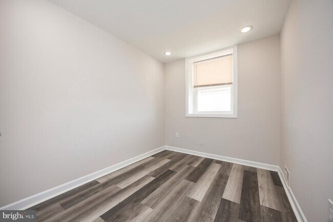 Building Photo - 3130 Ryerson Cir