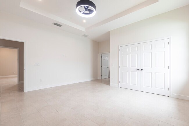 Building Photo - 10295 Carolina St