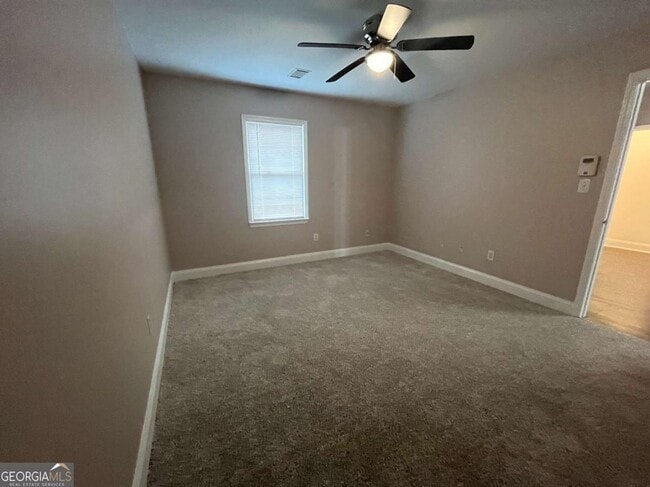 Building Photo - 565 Rustwood Dr