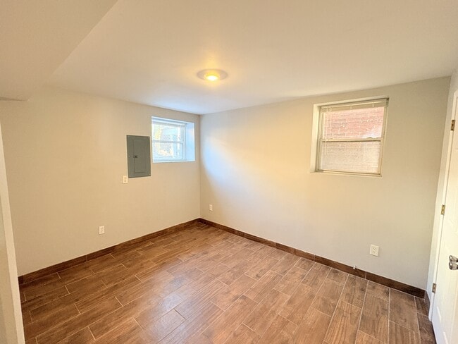 Building Photo - 6655 Garner Ave