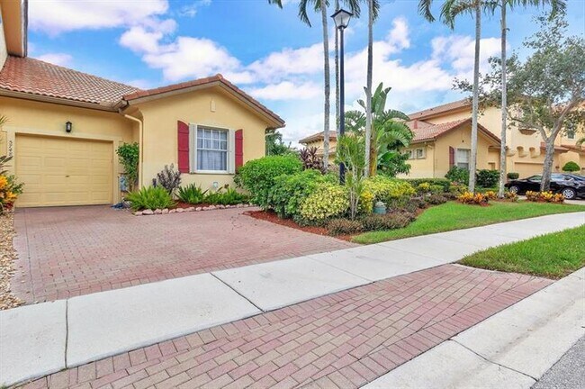 Building Photo - 5748 NW 119th Terrace