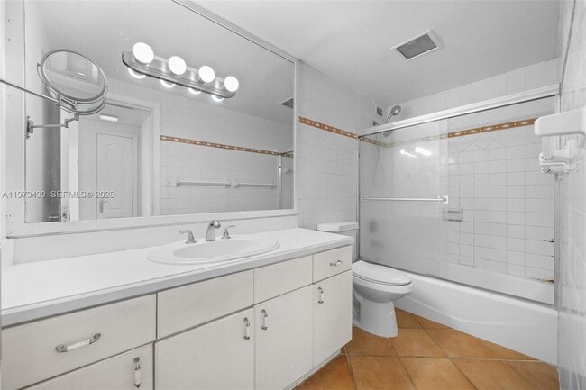 Building Photo - 3301 NE 5th Ave