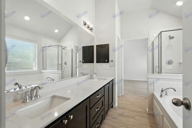 Building Photo - 1707 Wooley Way