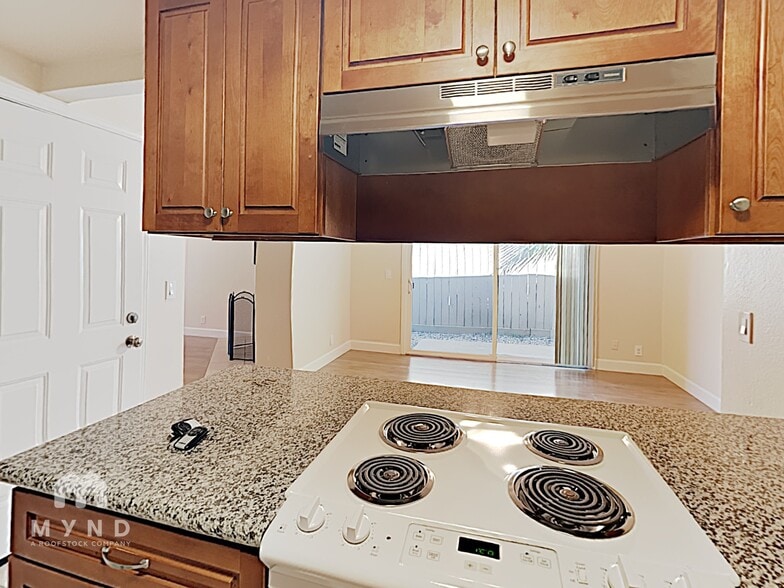 Building Photo - 6959 Greenback Ln