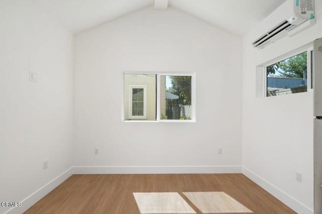 Building Photo - 789 Elmira St
