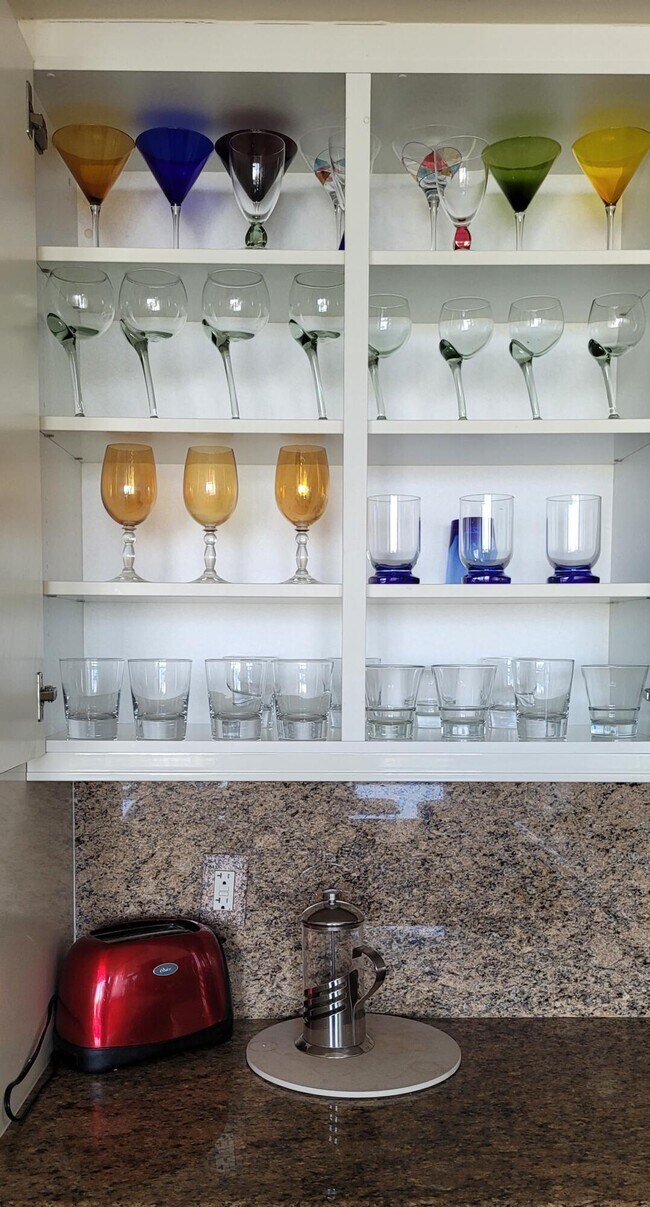 Building Photo - 3700 S Ocean Blvd