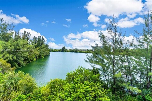 Building Photo - 14820 Naranja Lakes Blvd