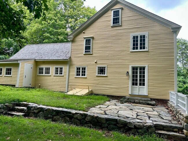 Building Photo - 41 N Great Rd