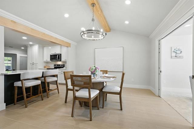 Building Photo - 3901 Montecito Dr