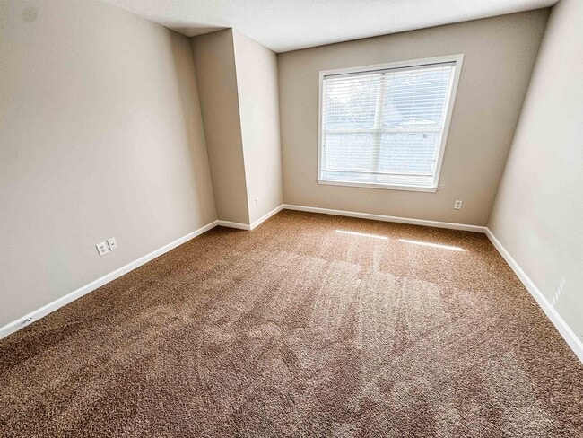 Building Photo - 9847 Winsford Ln