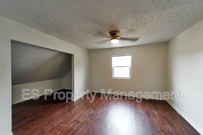 Building Photo - 2623 Indianapolis Ave