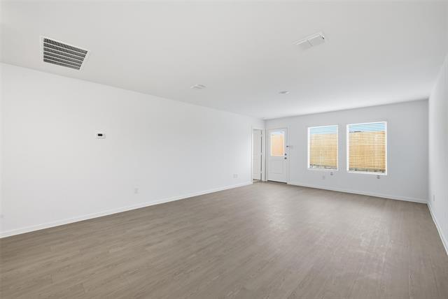 Building Photo - 1037 Raintree Rd