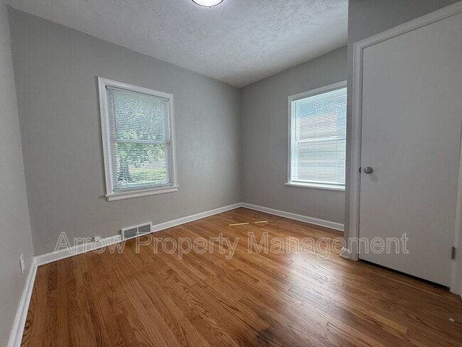 Building Photo - 4118 Touzalin Ave