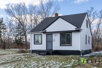 Building Photo - OPEN HOUSE SATURDAY JANUARY 4th 2:00pm to ...