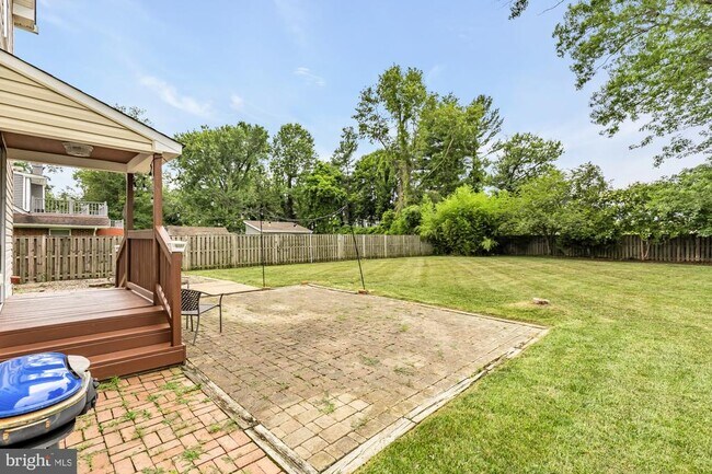 Building Photo - 8604 Woodlawn Ct