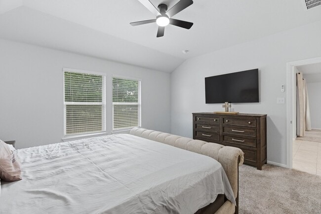 Building Photo - 16308 Caledonia Ct