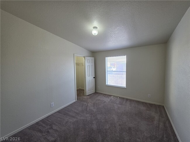 Building Photo - 3560 Estes Park Dr