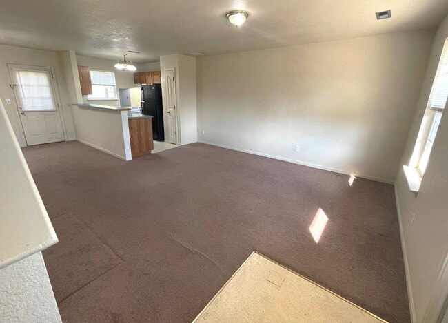 Building Photo - Duplex on Rice Road