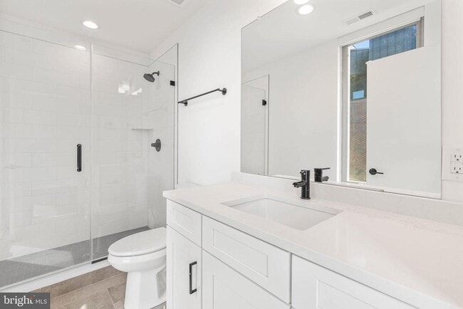 Building Photo - 3213 Birchview Walk