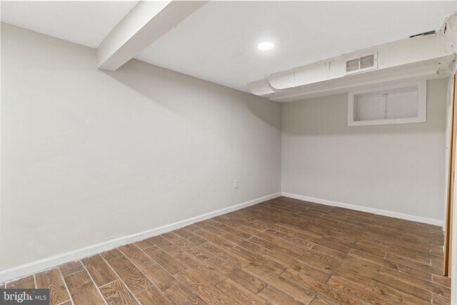 Building Photo - 8030 New Riggs Rd