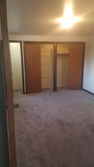 1st Bedroom - 188 E Main St