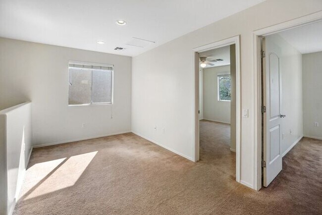 Building Photo - 14370 S Camino Vallado