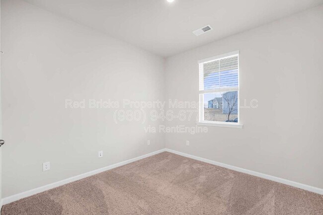 Building Photo - 2201 Lavender Mdws Ct