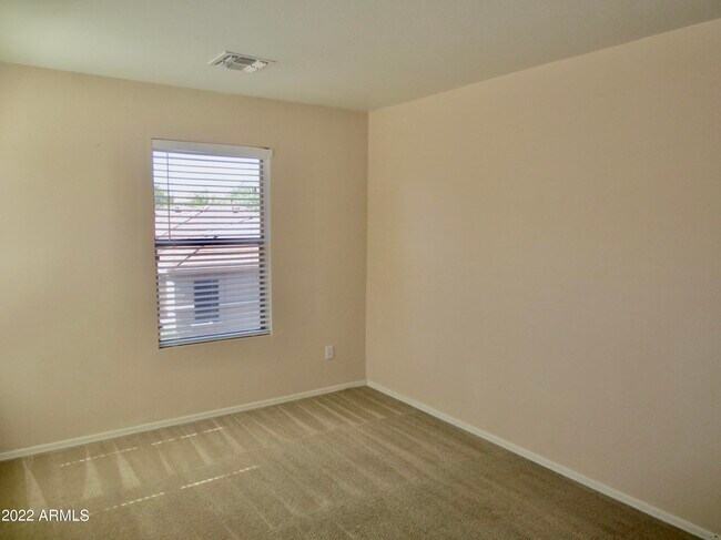 Building Photo - 2123 S Luther