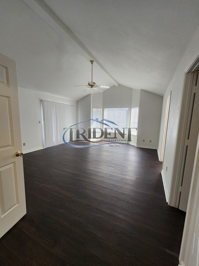 Building Photo - Beautiful Yuba City located in the Terra B...