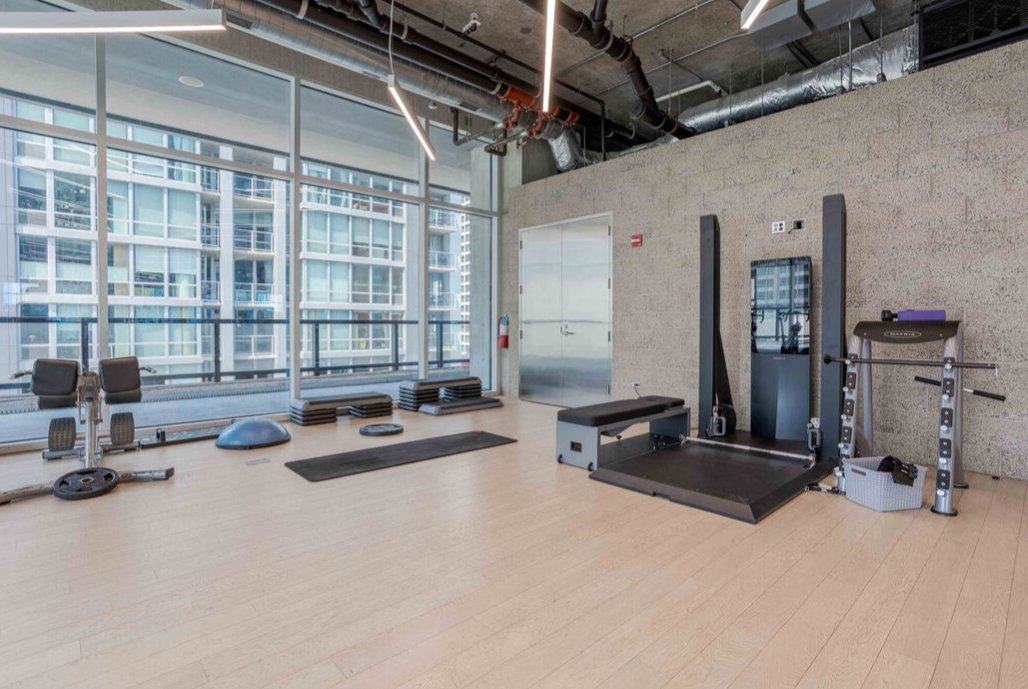 Building Photo - 198 E Illinois St