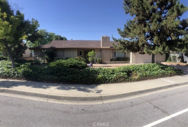 Primary Photo - 746 Scripps Dr