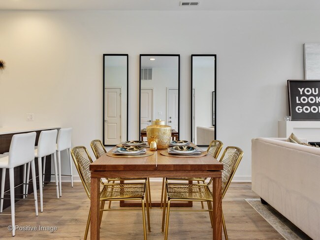 Building Photo - 2102 N Natchez Ave