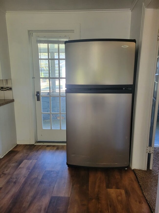 Building Photo - 6555 AR-252