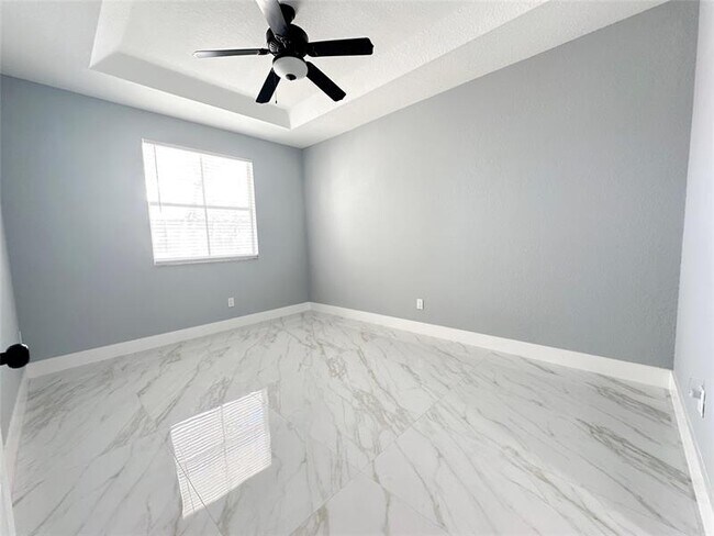 Building Photo - 2310 Shoma Ln