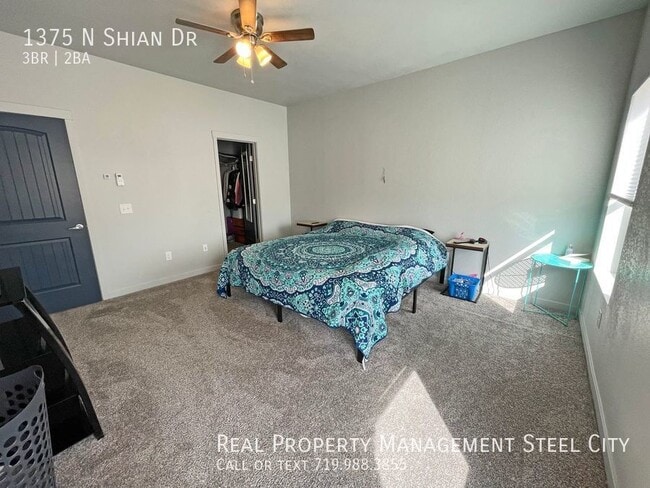 Building Photo - 1375 N Shian Dr